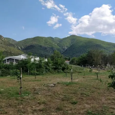 Joli Avec Jardin A 5 Min Des Thermes Lejlighed